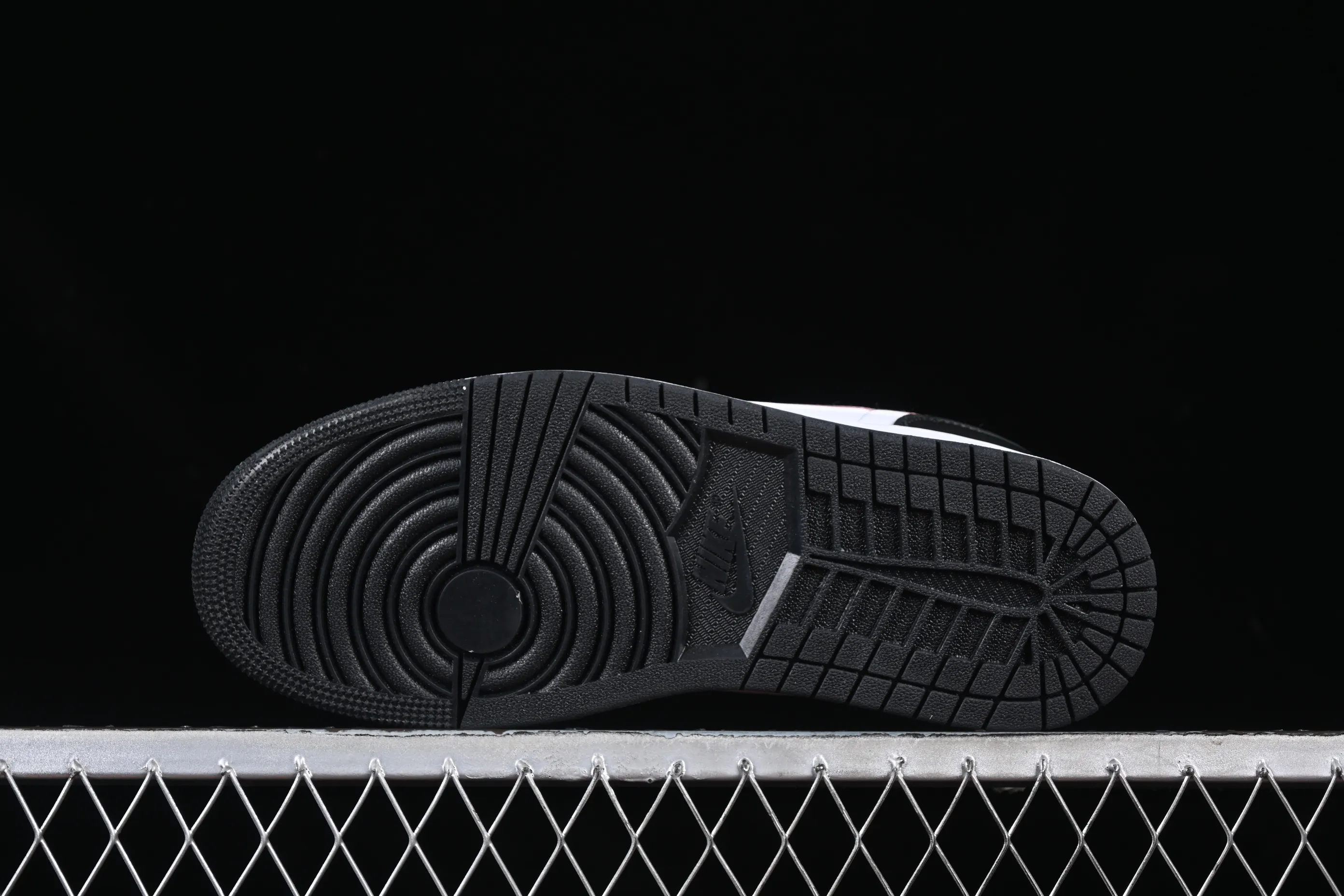All categories Air Jordan Jordan series basketball shoes Air Jordan 1 Low Air Jordan 1 Low AJ1 Joe 1 black and white low-top cultural and leisure sports sneakers 553558-165